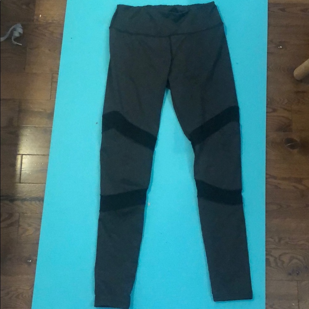 leggings with mesh panels